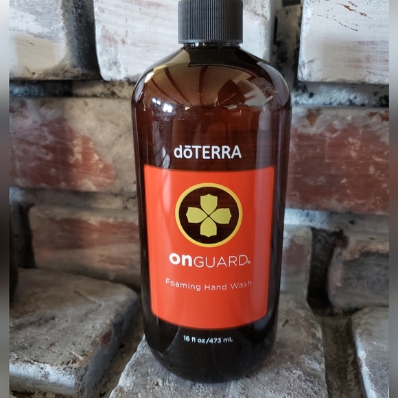 NEW DoTerra On Guard Foaming Hand Wash Soap 16oz Bottle Exp 9/22 FREE PUMP - Picture 2 of 3